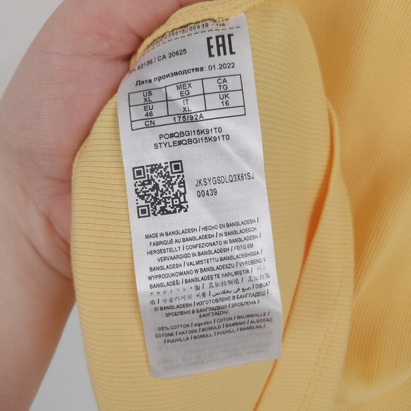 Guess Ribbed Polo Tee - Picture 5 of 5